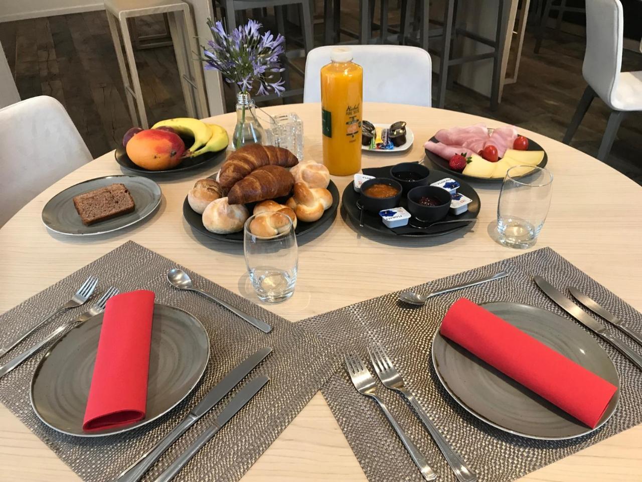 Bed and Breakfast Relais Du Simplon Conthey Esterno foto